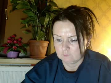 Doreenhot Chaturbate stream image from February 12, 2025