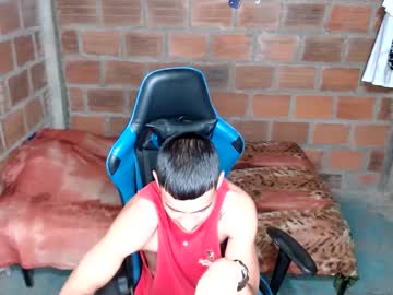 Flacolatind Chaturbate stream image from February 12, 2025