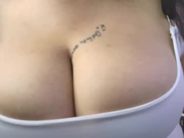 Loren_44tits Chaturbate stream image from February 12, 2025