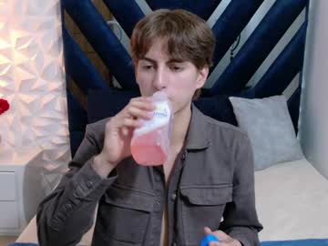 Matt_Cloy Chaturbate stream image from February 12, 2025