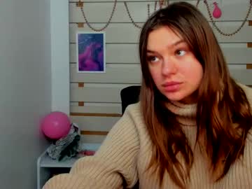 Monika_Youu Chaturbate stream image from February 12, 2025