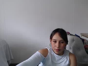 Skarlet_Adams Chaturbate stream image from February 12, 2025