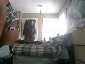 Talldarkhandsome517 Chaturbate stream image from February 12, 2025