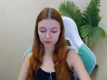 Vivien_Leight Chaturbate stream image from February 12, 2025