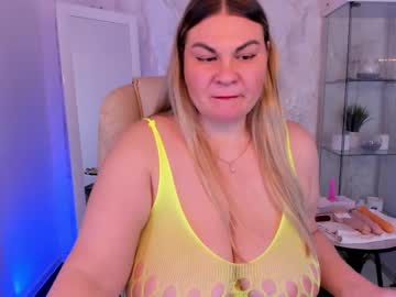 Zenapallmer Chaturbate stream image from February 12, 2025
