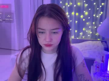 Aveme_Melissa Chaturbate stream image from February 12, 2025