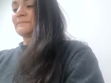 Dapnne24 Chaturbate stream image from February 12, 2025
