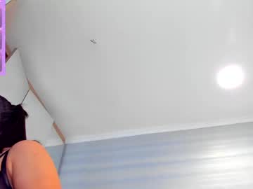 Hallemercy Chaturbate stream image from February 12, 2025