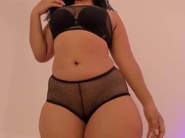 Isagomez7 Chaturbate stream image from February 12, 2025