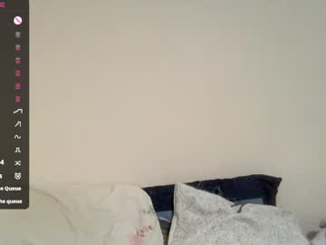 Lovemesomemoree Chaturbate stream image from February 12, 2025