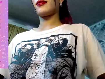 Lucii_19 Chaturbate stream image from February 12, 2025