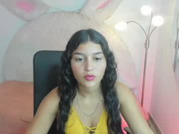 Luna_Saenzz Chaturbate stream image from February 12, 2025