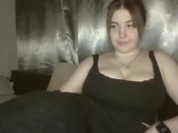 Quanaella Chaturbate stream image from February 12, 2025