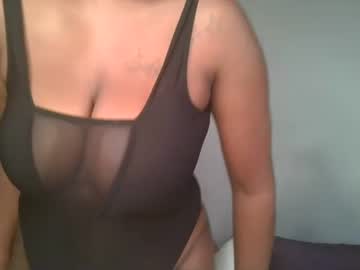 Reenie_Barbie Chaturbate stream image from February 12, 2025