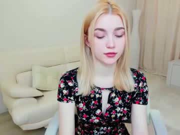 X_Blondie Chaturbate stream image from February 12, 2025
