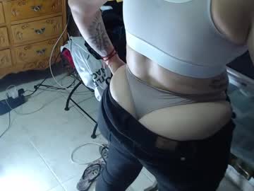 Zoeecruz Chaturbate stream image from February 12, 2025