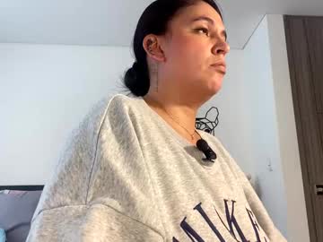 Chenoa_1 Chaturbate stream image from February 12, 2025