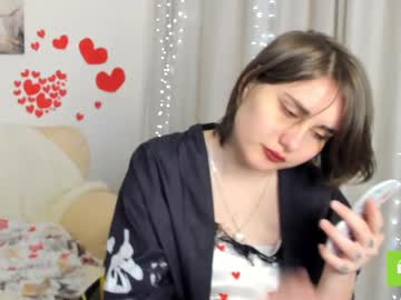 Olivia_Ket Chaturbate stream image from February 12, 2025