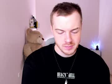 Toohornyserj Chaturbate stream image from February 12, 2025