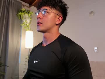 Blake_Levi Chaturbate stream image from February 12, 2025