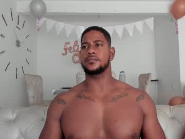 Fraiderbrown Chaturbate stream image from February 12, 2025