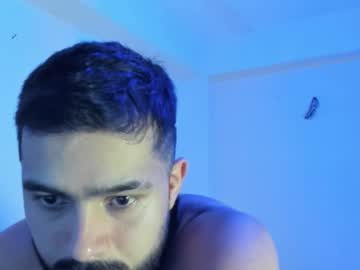 Mikeblaree Chaturbate stream image from February 12, 2025