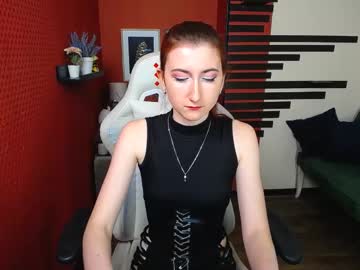 Reginabloom Chaturbate stream image from February 12, 2025