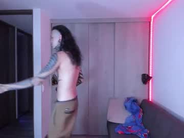 Big_Ellie Chaturbate stream image from February 12, 2025