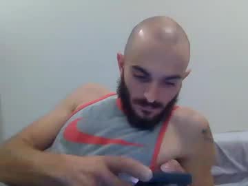 Johnjones585121 Chaturbate stream image from February 12, 2025