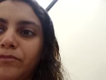 Mollygreywolf Chaturbate stream image from February 12, 2025