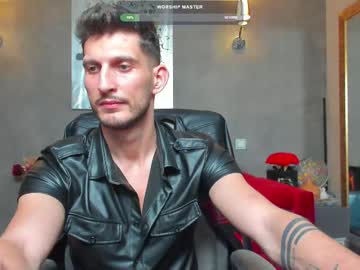 Ronythemaster Chaturbate stream image from February 12, 2025