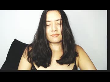 Cheeky_Hotgirl Chaturbate stream image from February 13, 2025