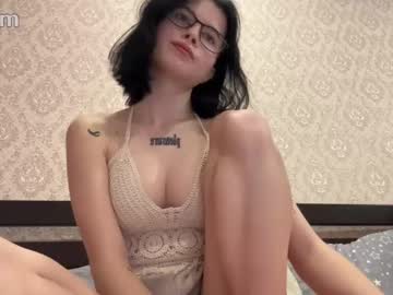 Dshzxs Chaturbate stream image from February 13, 2025