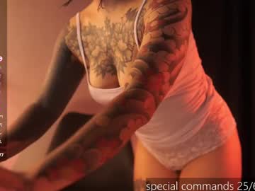 Megan_Evaans Chaturbate stream image from February 13, 2025