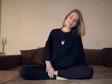 Milana_Miller13 Chaturbate stream image from February 13, 2025
