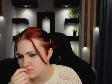 Roni_Fox Chaturbate stream image from February 13, 2025