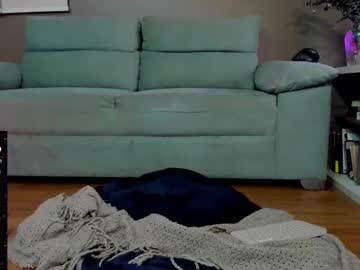 Amy_Versatile Chaturbate stream image from February 13, 2025