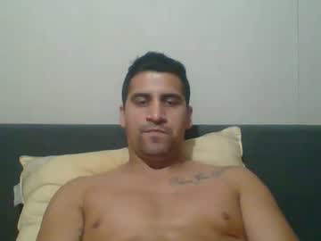 Enzoron Chaturbate stream image from February 13, 2025