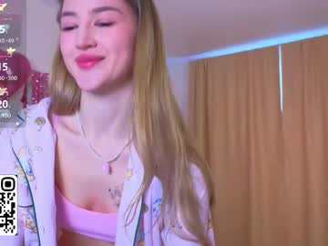 Tesalune Chaturbate stream image from February 13, 2025