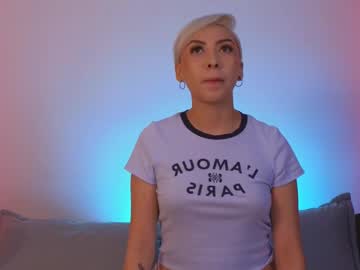 Violettgrey_ Chaturbate stream image from February 13, 2025
