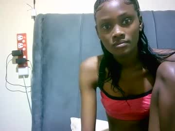 Creamy_Petite Chaturbate stream image from February 13, 2025
