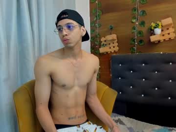 Mike_Lutter Chaturbate stream image from February 13, 2025