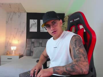 Nathan_Gross Chaturbate stream image from February 13, 2025