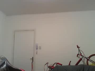 Casalsquirt Chaturbate stream image from February 13, 2025