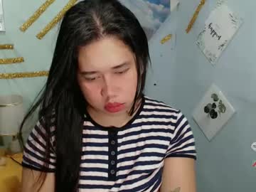 F3ckdollucy Chaturbate stream image from February 13, 2025