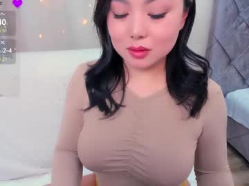Hinajeen Chaturbate stream image from February 13, 2025