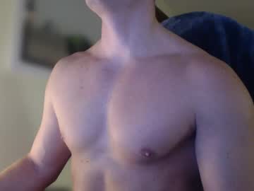 Idosis Chaturbate stream image from February 13, 2025
