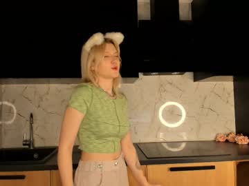 Lornaelswick Chaturbate stream image from February 13, 2025