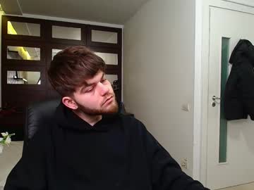 Tomellisx Chaturbate stream image from February 13, 2025