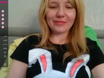 Urbadkitty Chaturbate stream image from February 13, 2025